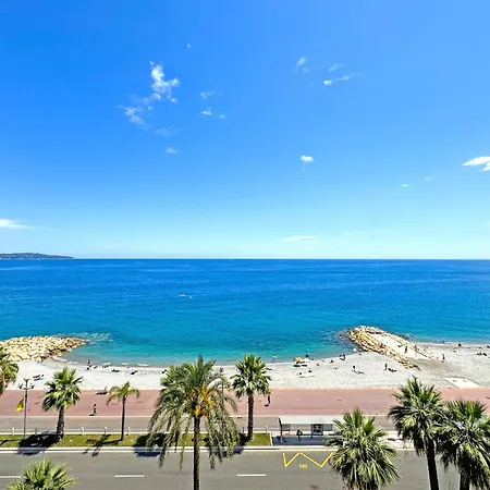 Apartament Stunning Rooftop Retreat On The Promenade Des *