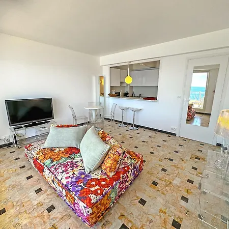 Apartament Stunning Rooftop Retreat On The Promenade Des Nicea